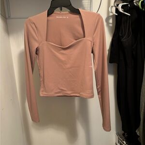 Abercrombie tan heart neck line top